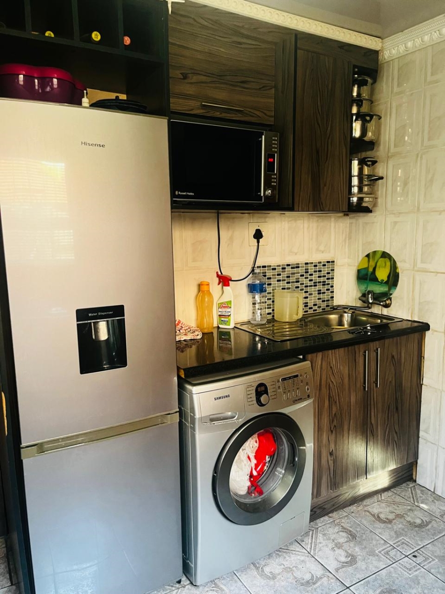 5 Bedroom Property for Sale in Mdantsane Nu 17 Eastern Cape